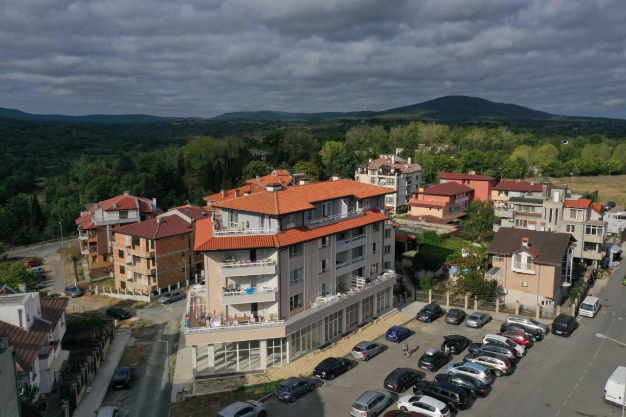 Salia Apartments Tsarévo Extérieur photo